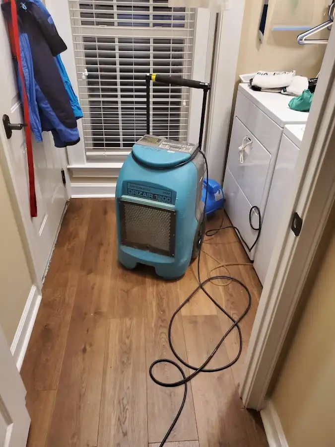 Commercial dehumidifier deployed for Crawl Space Restoration in North Lebanon